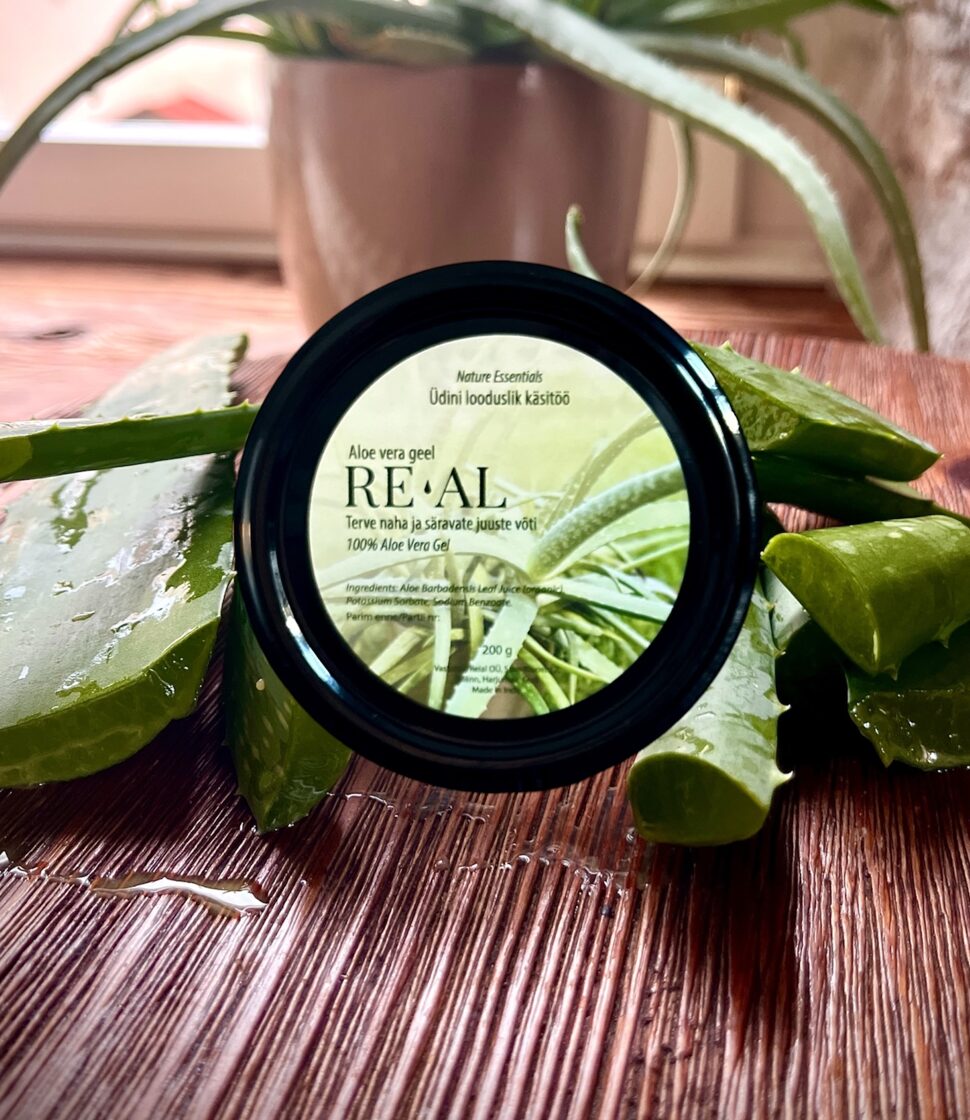 100% Pure Aloe Vera Gel  Natural Hydration and Skincare | Reial.ee