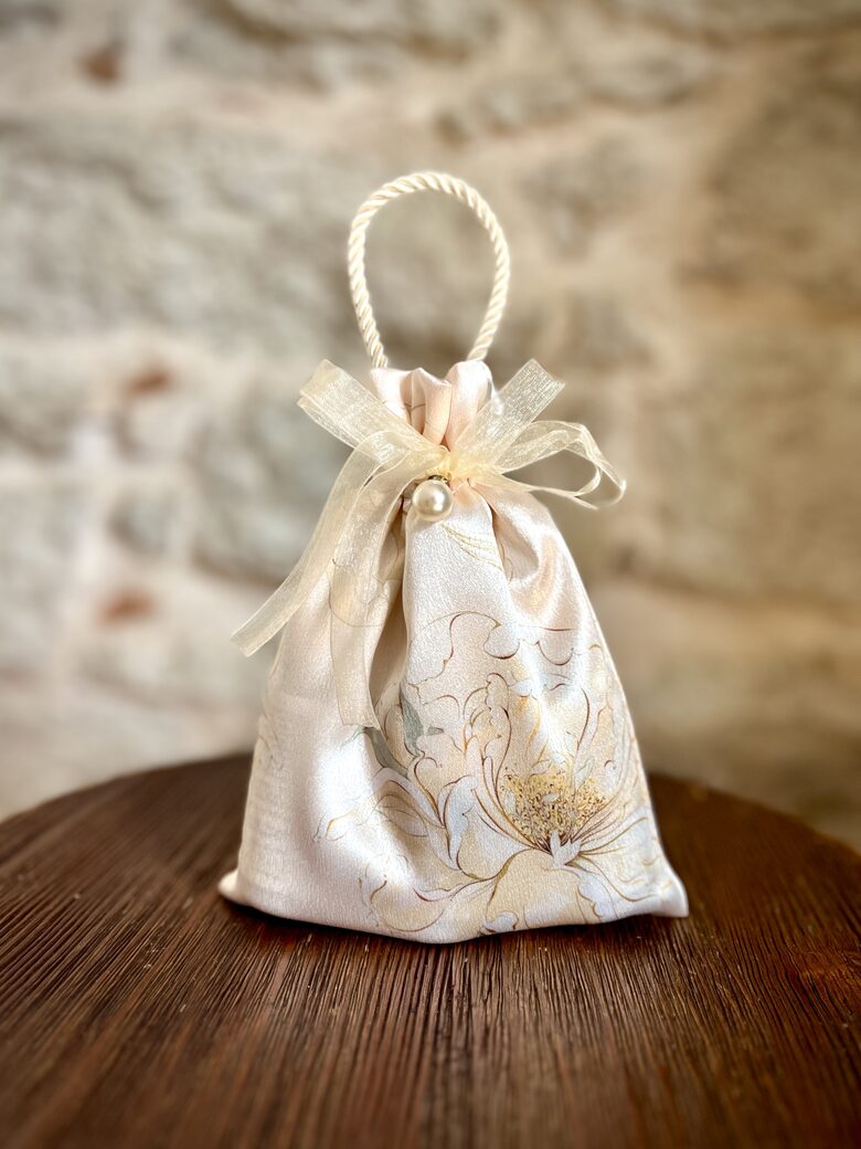 Silky Gift Bag with pearl