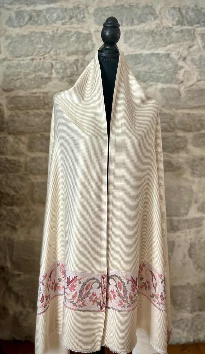 Kreemikas Triibu Sall