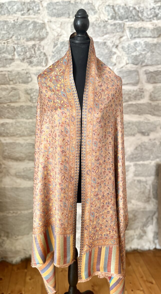 Kuld-beez Lilleaed Sall