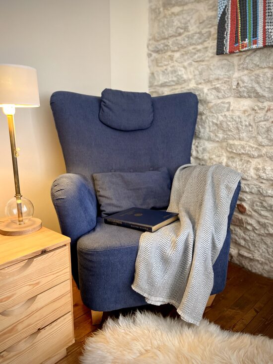 Large Shawls and Throws with Baby Camel Wool