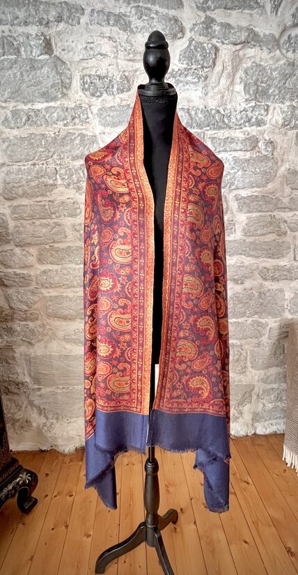 Päikeseloojangu Saladused sall