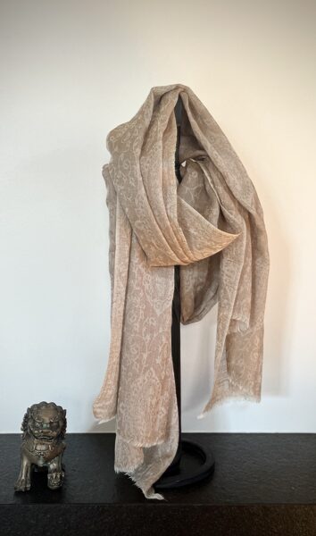 Beige-greish shawl