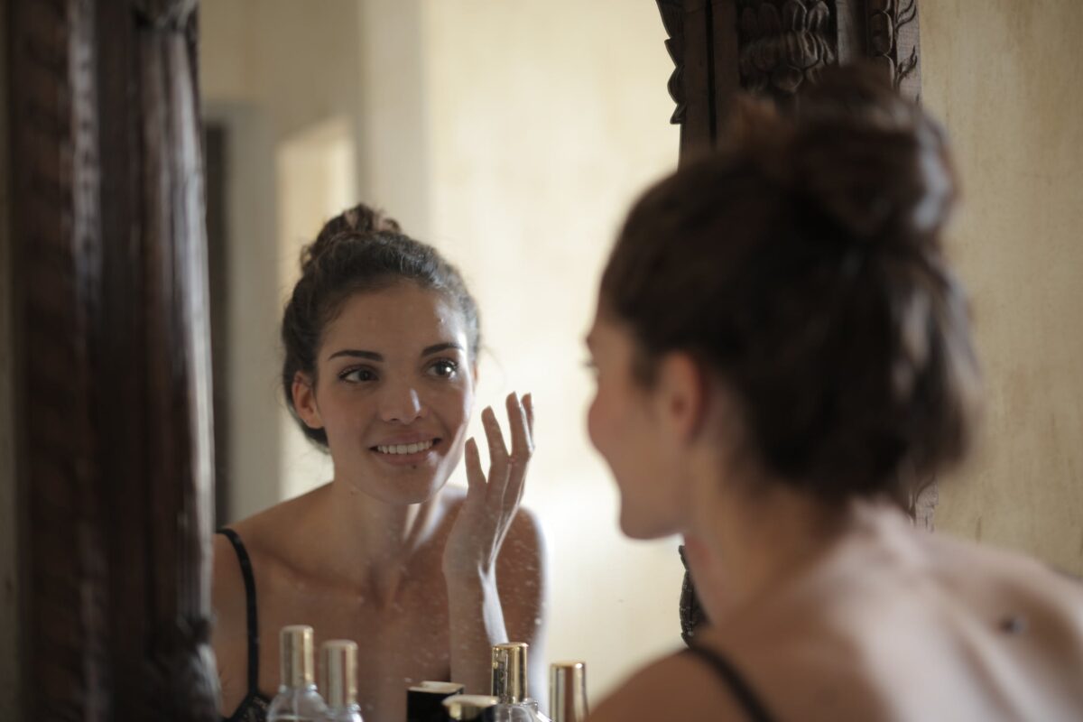 Dry Skin vs. Oily Skin: Different Needs, Same Solution?